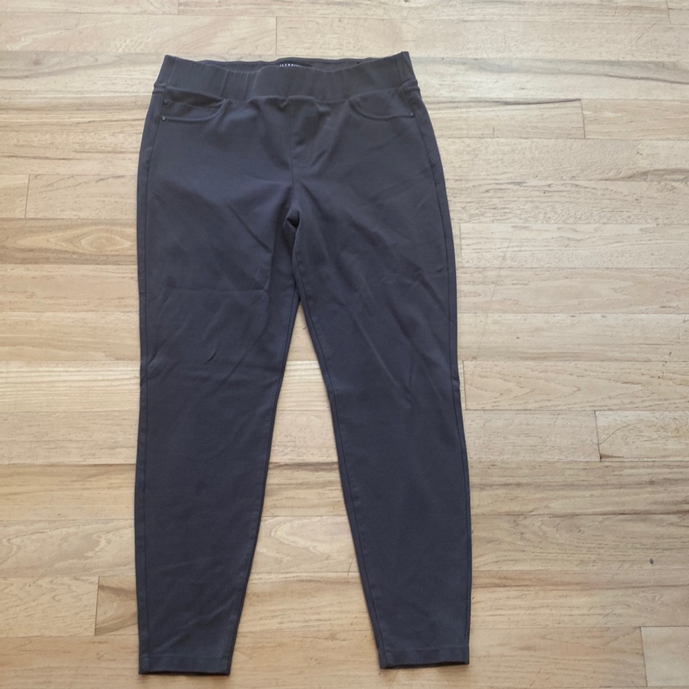 Liverpool super soft leggings